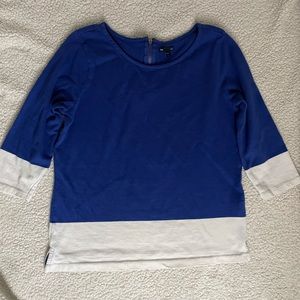 Gap blue white colorblock shirt 3/4 sleeve zipper back